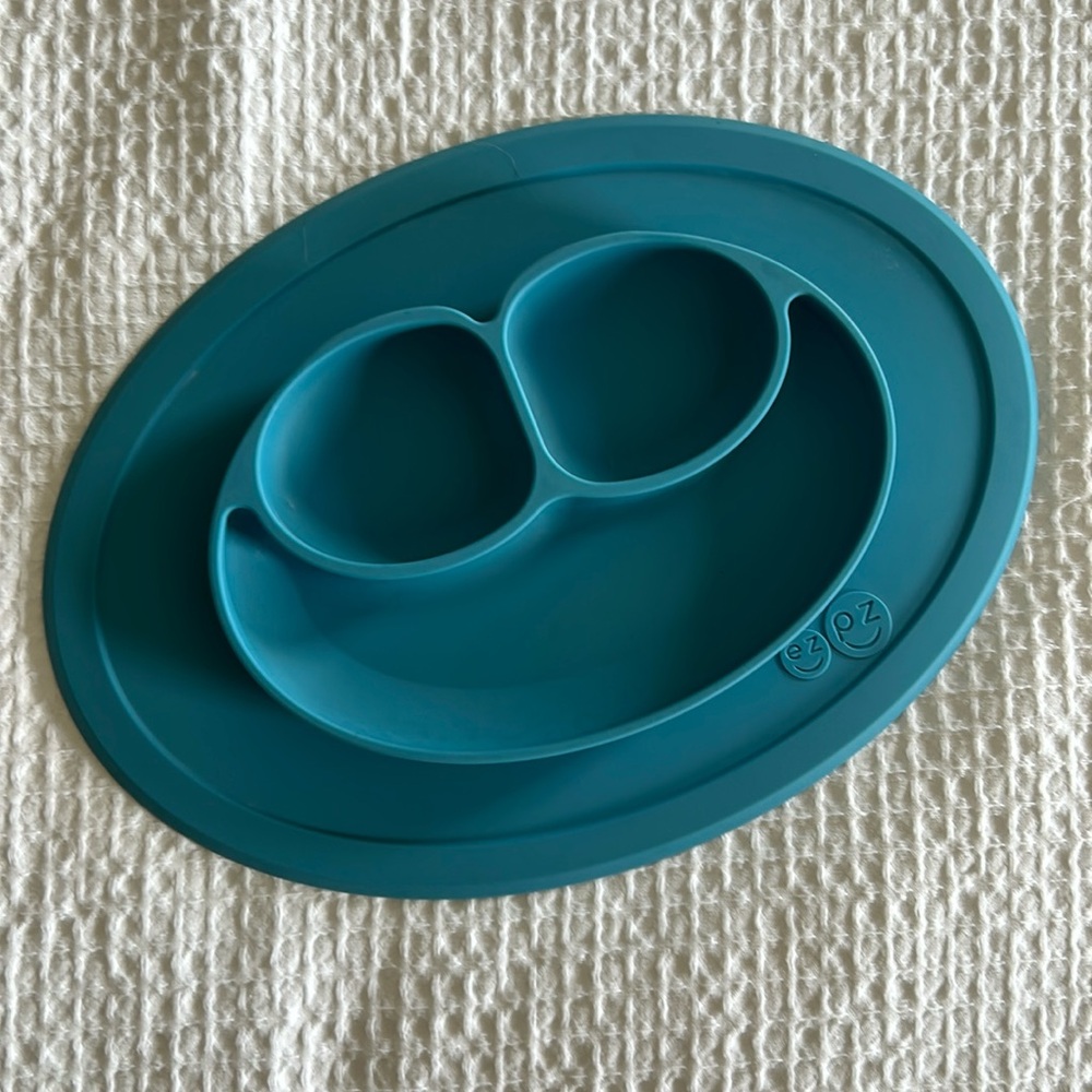 ez pz silicone baby plate